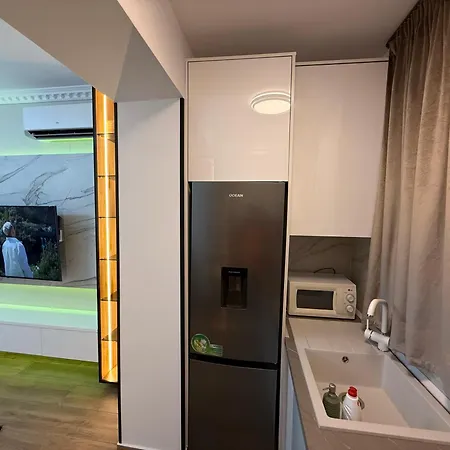 Unique 1 Minute From The Centre