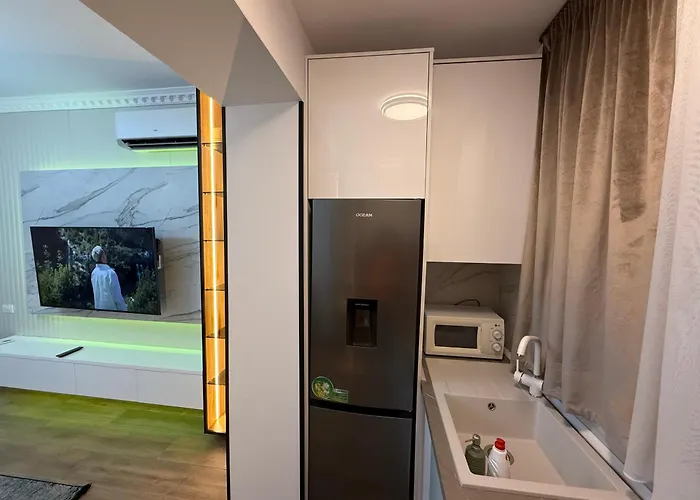 Unique 1 Minute From The Centre